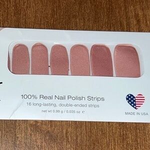 NEW Color Street Nails - At the Plaza